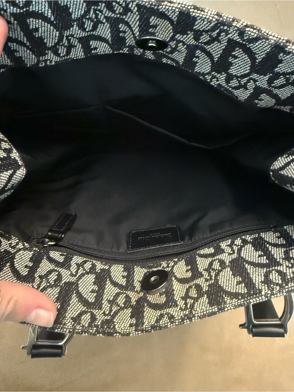 Christian Dior Black/Grey Diorissimo Canvas Vertical Tote Bag - Picture 11 of 16